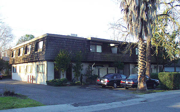 2308 Villanova Cir in Sacramento, CA - Building Photo - Building Photo