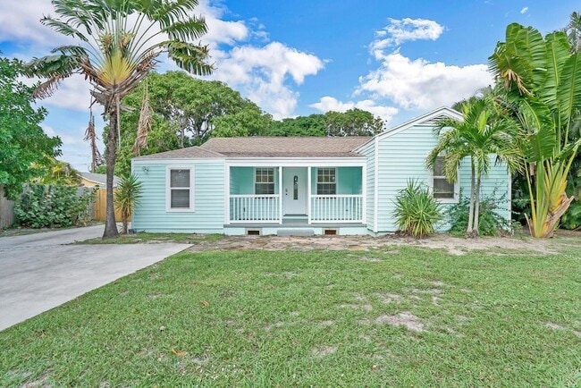 property at 413 36th St