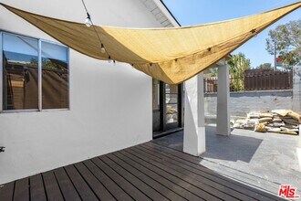 2370 Silver Lake Blvd in Los Angeles, CA - Building Photo - Building Photo