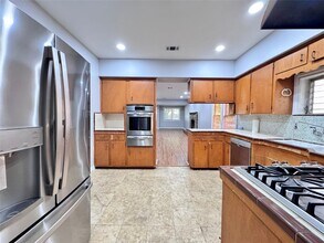 1410 Walton St in Houston, TX - Building Photo - Building Photo