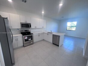 11911 SW 246 Terrace in Homestead, FL - Building Photo - Building Photo