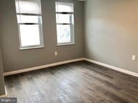 5546 Walton Ave photo'