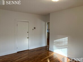 545 Somerville Ave in Somerville, MA - Foto de edificio - Building Photo