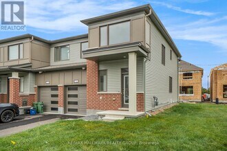 722 Quilter Row in Ottawa, ON - Building Photo - Building Photo