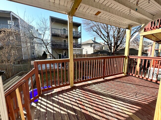 153 E Cottage St, Unit 1