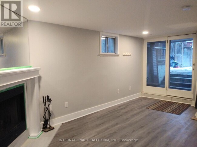 261 Soudan Ave in Toronto, ON - Building Photo - Building Photo