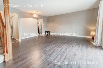 423 Cadbury Ct in Waterloo, ON - Building Photo - Building Photo