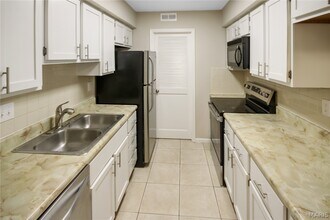 132 Shirley Ridge Dr in St. Charles, MO - Building Photo - Building Photo