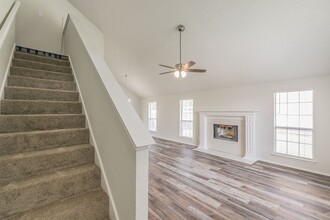 1217 Rio Grande Dr in Benbrook, TX - Building Photo - Building Photo