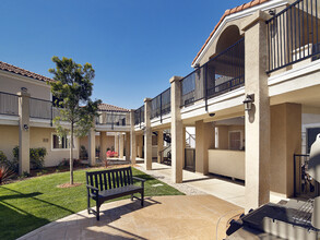 Villa Anaheim 62+ Senior Apartments in Anaheim, CA - Building Photo - Building Photo