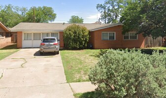 3708 46th St in Lubbock, TX - Building Photo
