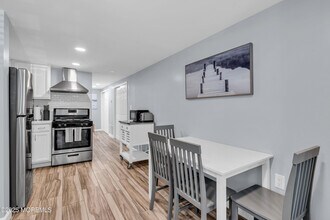 68 Clark Ave in Ocean Grove, NJ - Building Photo - Building Photo