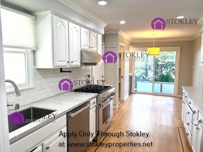 231 Ivy Dr in Orinda, CA - Building Photo - Building Photo