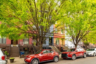 176 Lefferts Pl in Brooklyn, NY - Building Photo - Building Photo
