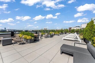 255 Brunswick St in Jersey City, NJ - Building Photo - Building Photo