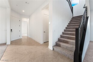 5022 Slatestone St in Las Vegas, NV - Building Photo