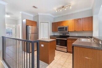 2152 Portofino Pl in Palm Harbor, FL - Building Photo - Building Photo