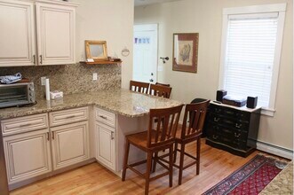 2 Spring St in Gloucester, MA - Building Photo - Building Photo