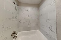 16919 Cairnloch St photo'