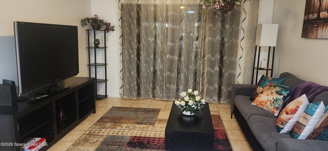 520 Palm Springs Blvd in Indian Harbour Beach, FL - Building Photo - Building Photo