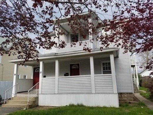 27 Santa Barbara St in Springfield, MA - Building Photo