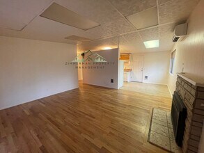 2595 Jackson St in Eugene, OR - Building Photo - Building Photo