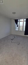 42 W Oak Trl in Barrie, ON - Building Photo - Building Photo