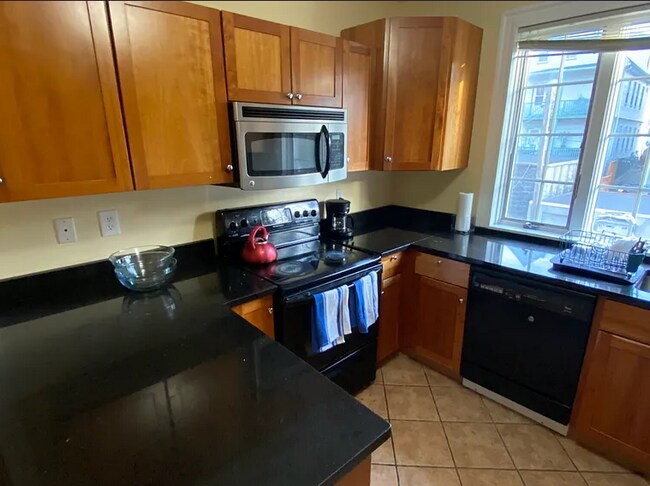 property at 27R Albion St
