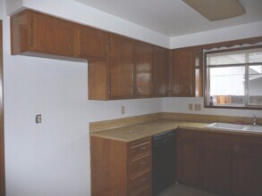 238 Dorcas Dr N in Keizer, OR - Building Photo - Building Photo