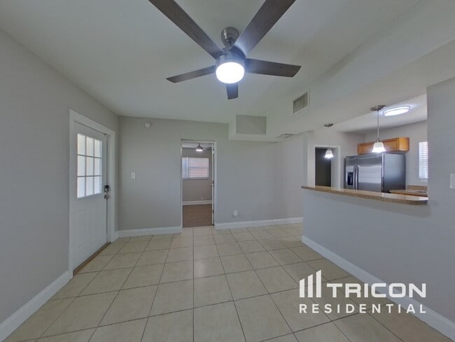 5151 Flamingo Dr N in St. Petersburg, FL - Building Photo - Building Photo