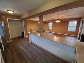 1536 W 40th St in Norfolk, VA - Foto de edificio - Building Photo