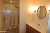 2129 Neuse Cliffs Cir photo'