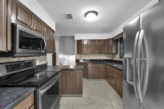 20 Dogwood Ln in Shalimar, FL - Building Photo - Building Photo