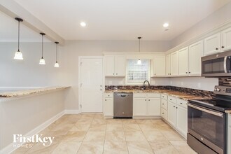 7879 Smith Pond Dr in Denver, NC - Foto de edificio - Building Photo