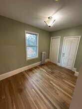 13 Gladstone St, Unit 2 in Everett, MA - Building Photo - Building Photo