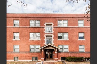 6021 Pershing Ave Apartments