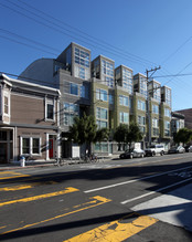 2411 Harrison St in San Francisco, CA - Building Photo - Building Photo