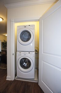 Willow Square of Clarence photo'