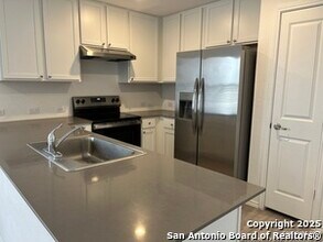 1035 Janzen Rd in San Antonio, TX - Building Photo - Building Photo