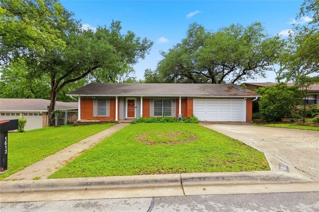 property at 1613 Sunnyvale St