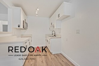 12460 Lakewood Blvd in Downey, CA - Building Photo - Building Photo