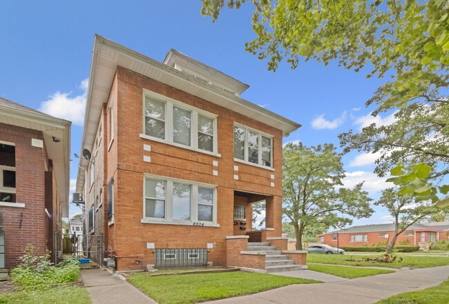 property at 8204 S Marquette Ave