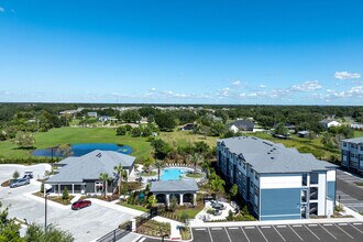 Cielo View in Kissimmee, FL - Foto de edificio - Building Photo