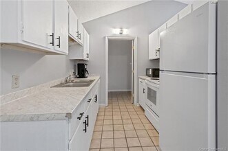 1851 Fox Run Dr in Lake Charles, LA - Building Photo - Building Photo