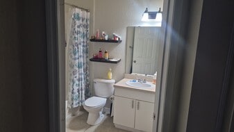 3725 Conroy Rd, Unit 2125 in Orlando, FL - Building Photo