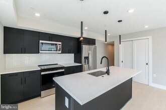 1102 Germantown Ave, Unit 606 in Philadelphia, PA - Foto de edificio - Building Photo