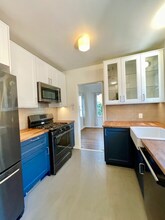 2437 Arthur St in Los Angeles, CA - Foto de edificio - Building Photo