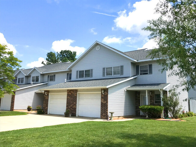 Courtyard Townhomes