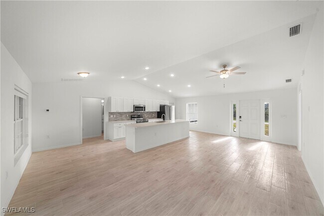 1509 NW 3rd Pl in Cape Coral, FL - Building Photo - Building Photo
