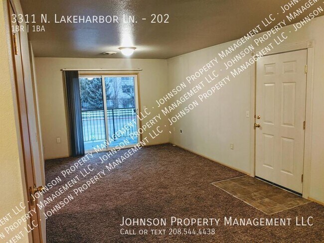 3311 N Lakeharbor Ln in Boise, ID - Building Photo - Building Photo